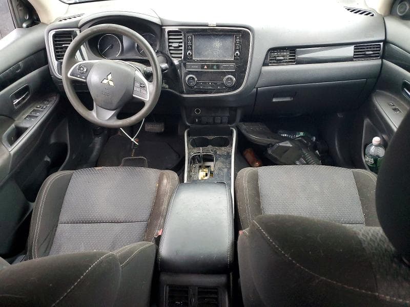 2019 MITSUBISHI OUTLANDER ES 8