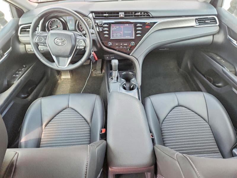 2018 TOYOTA CAMRY SE 8