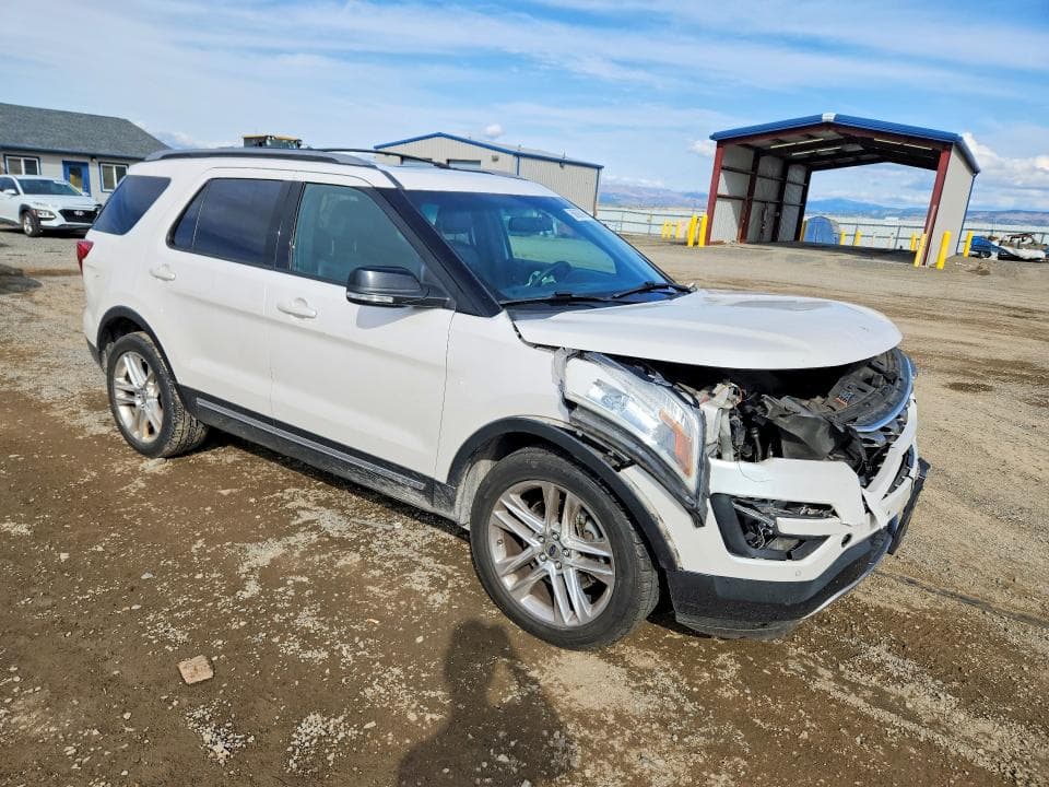 2017 FORD EXPLORER XLT 4
