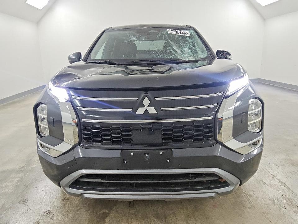 2025 MITSUBISHI OUTLANDER SE 5