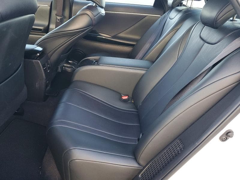 2020 TOYOTA MIRAI BASE 10
