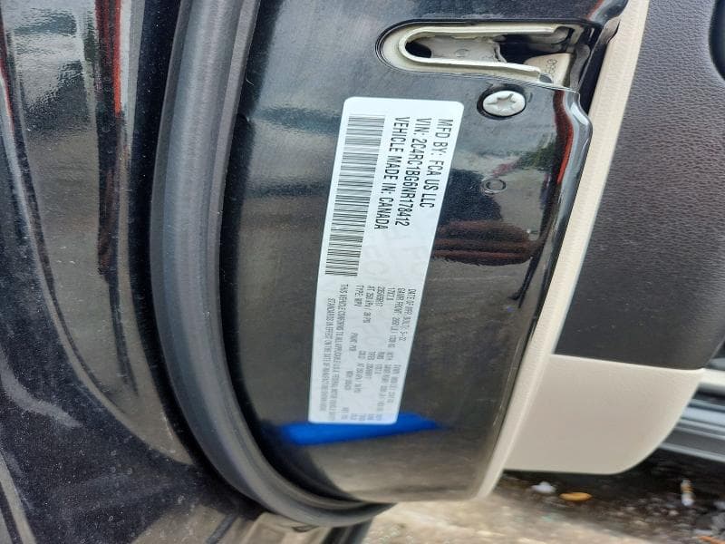 2022 CHRYSLER PACIFICA TOURING L 13