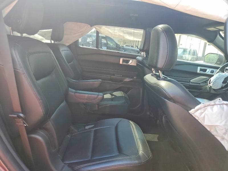 2020 FORD EXPLORER XLT 11