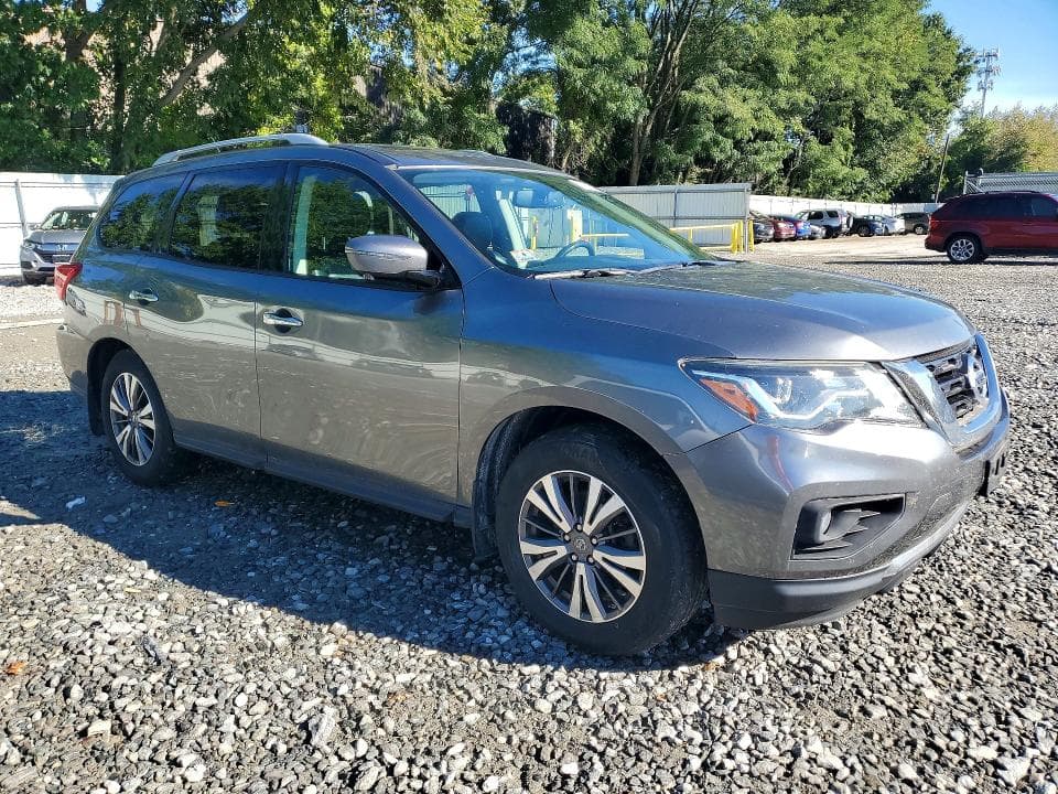 2017 NISSAN PATHFINDER SL 4