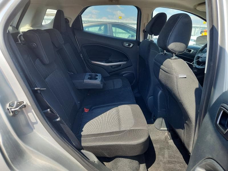 2021 FORD ECOSPORT SE 10