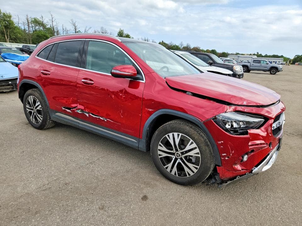 2025 MERCEDES-BENZ GLA 250 4MATIC 4