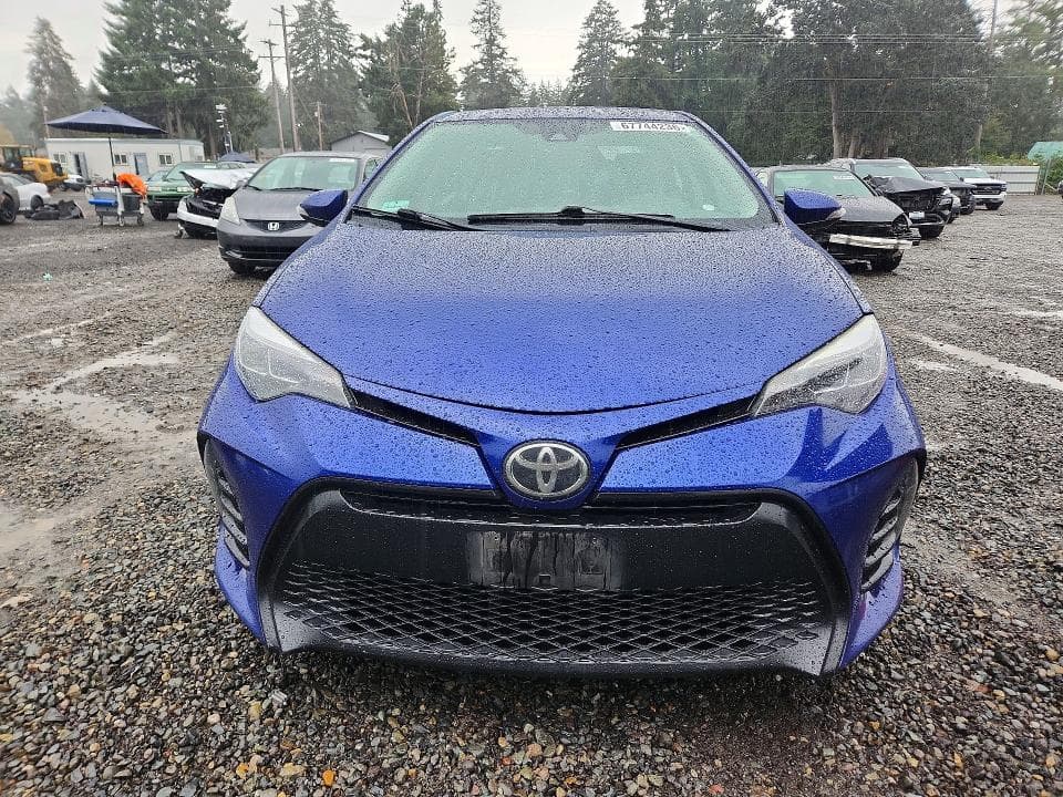 2017 TOYOTA COROLLA SE 5