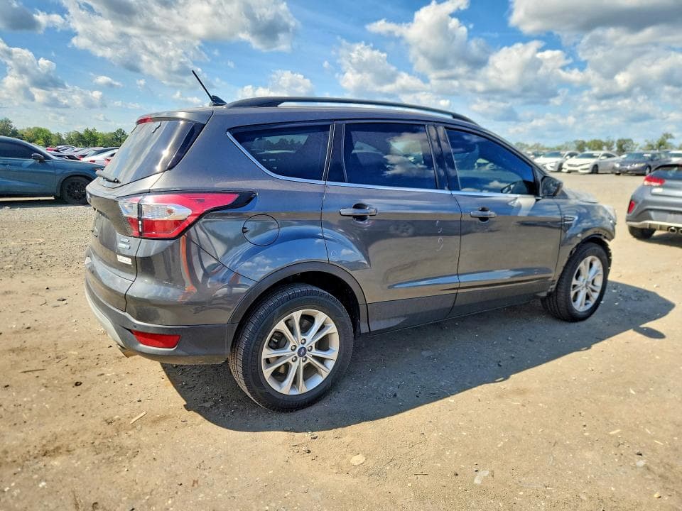 2018 FORD ESCAPE SEL 3