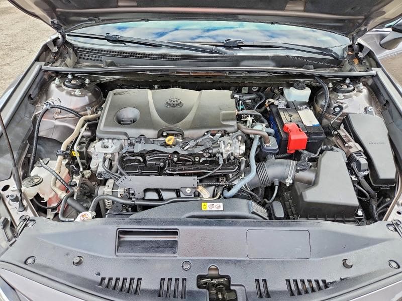 2022 TOYOTA CAMRY LE 11