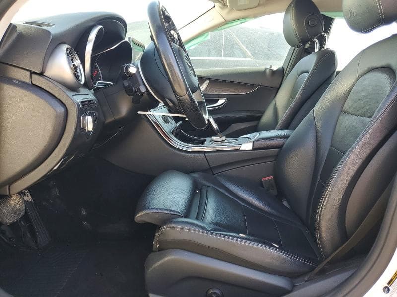 2017 MERCEDES-BENZ C 300 7