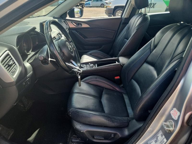 2018 MAZDA 3 TOURING 7