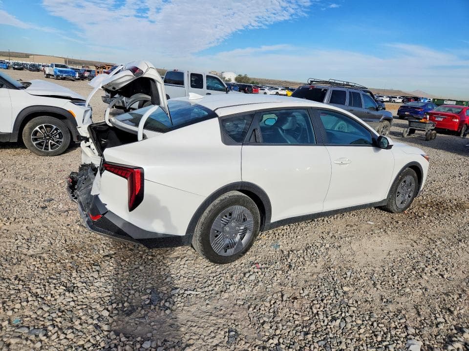 2025 KIA K4 LX 3