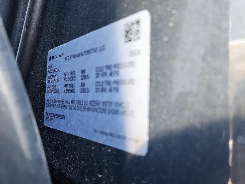 2025 RIVIAN R1S PREMIUM 13
