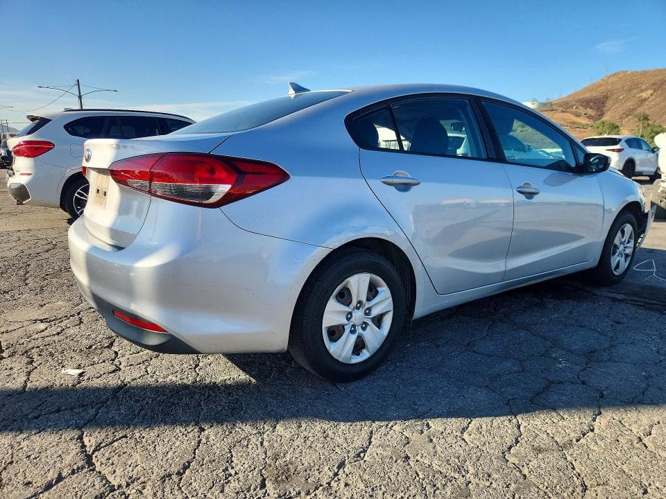 2018 KIA FORTE LX 3
