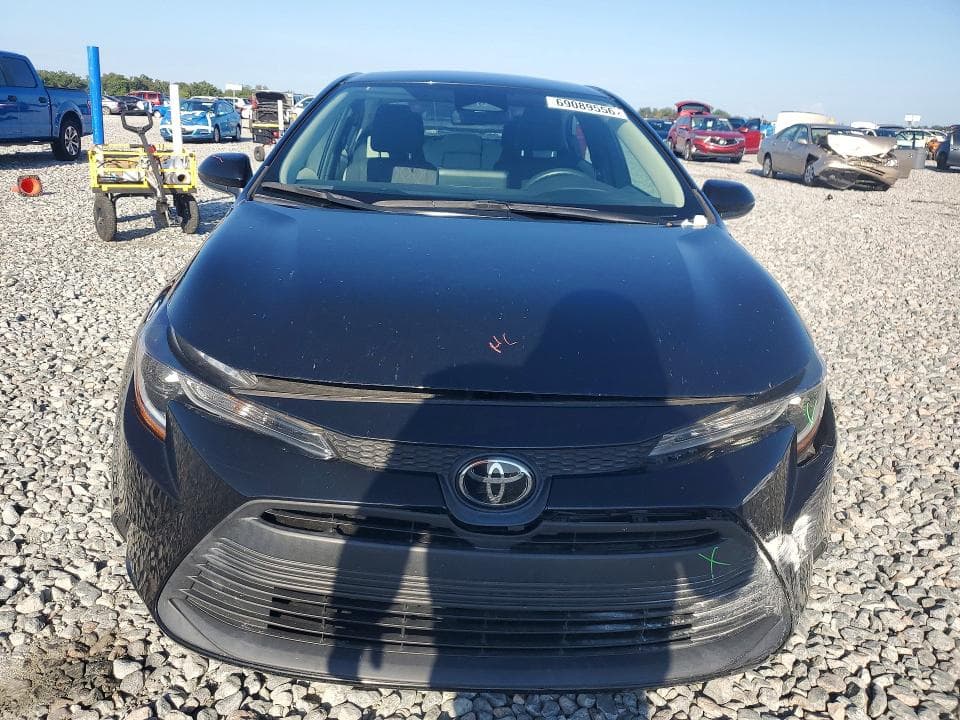 2023 TOYOTA COROLLA LE 5