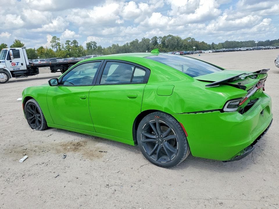 2017 DODGE CHARGER SXT 2