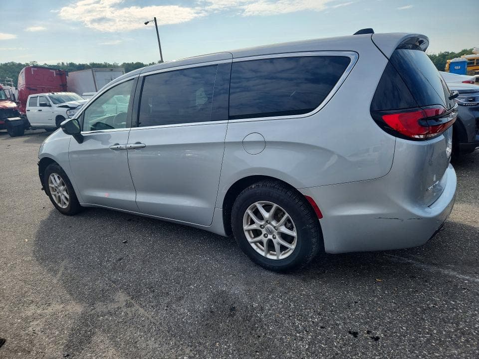 2024 CHRYSLER PACIFICA TOURING L 2