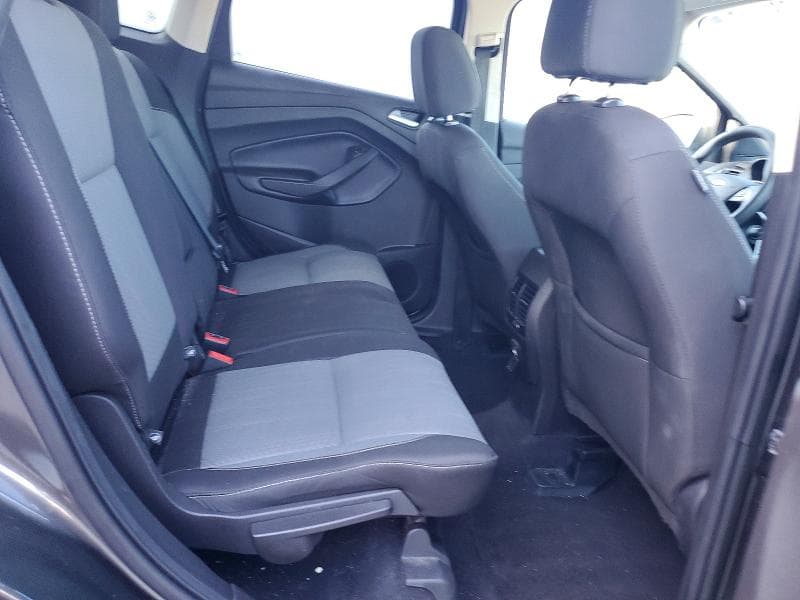 2017 FORD ESCAPE SE 11