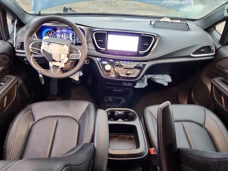 2025 CHRYSLER PACIFICA SELECT 8