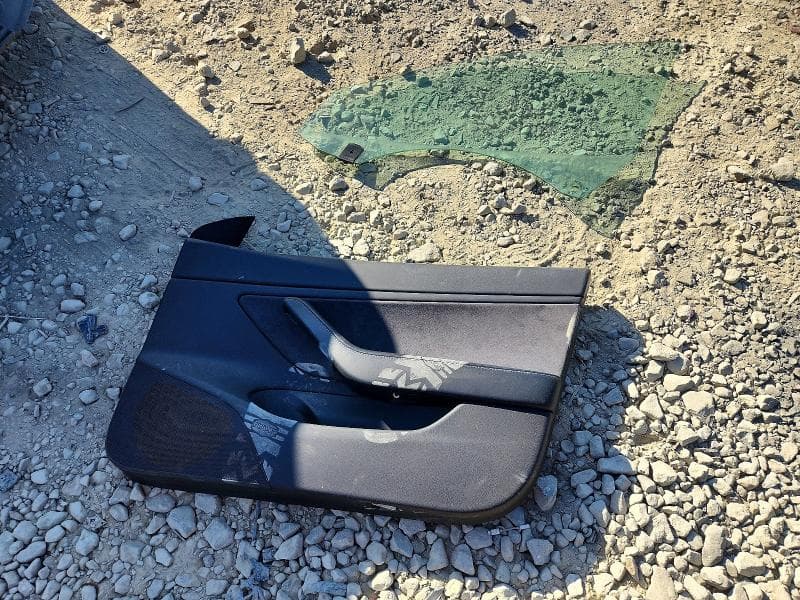 2018 TESLA MODEL 3 13