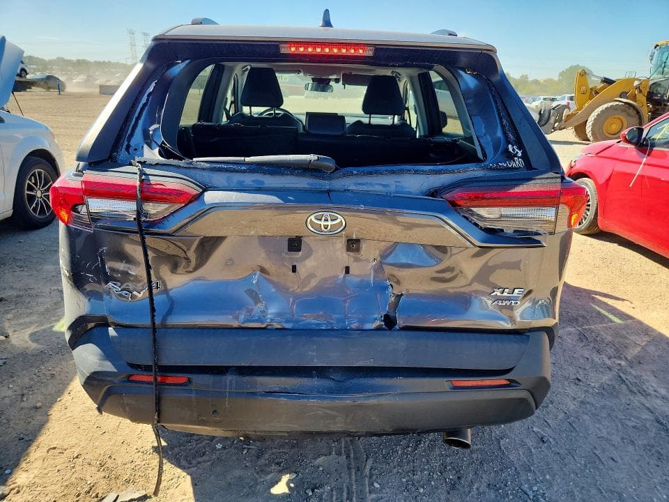 2019 TOYOTA RAV4 XLE PREMIUM 6