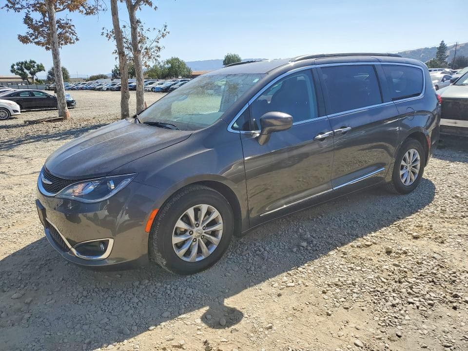 2017 CHRYSLER PACIFICA TOURING L - 1