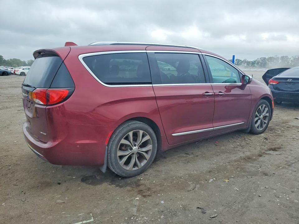 2017 CHRYSLER PACIFICA LIMITED 3
