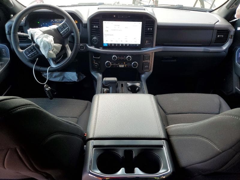2026 FORD F150 XLT 8