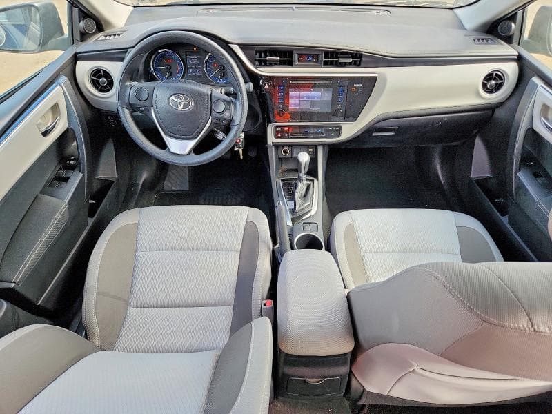 2017 TOYOTA COROLLA LE 8