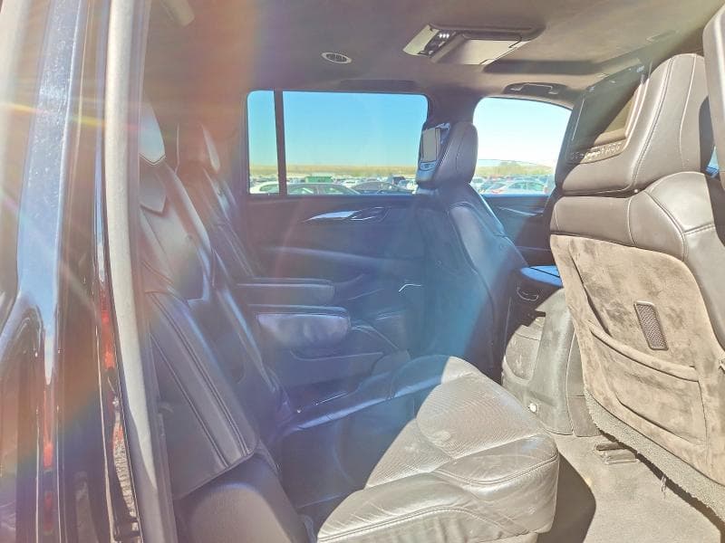 2017 CADILLAC ESCALADE ESV PLATINUM 10