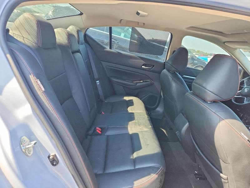 2023 NISSAN ALTIMA SR 10