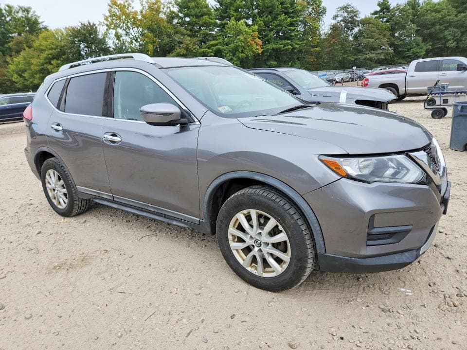 2018 NISSAN ROGUE SV 4