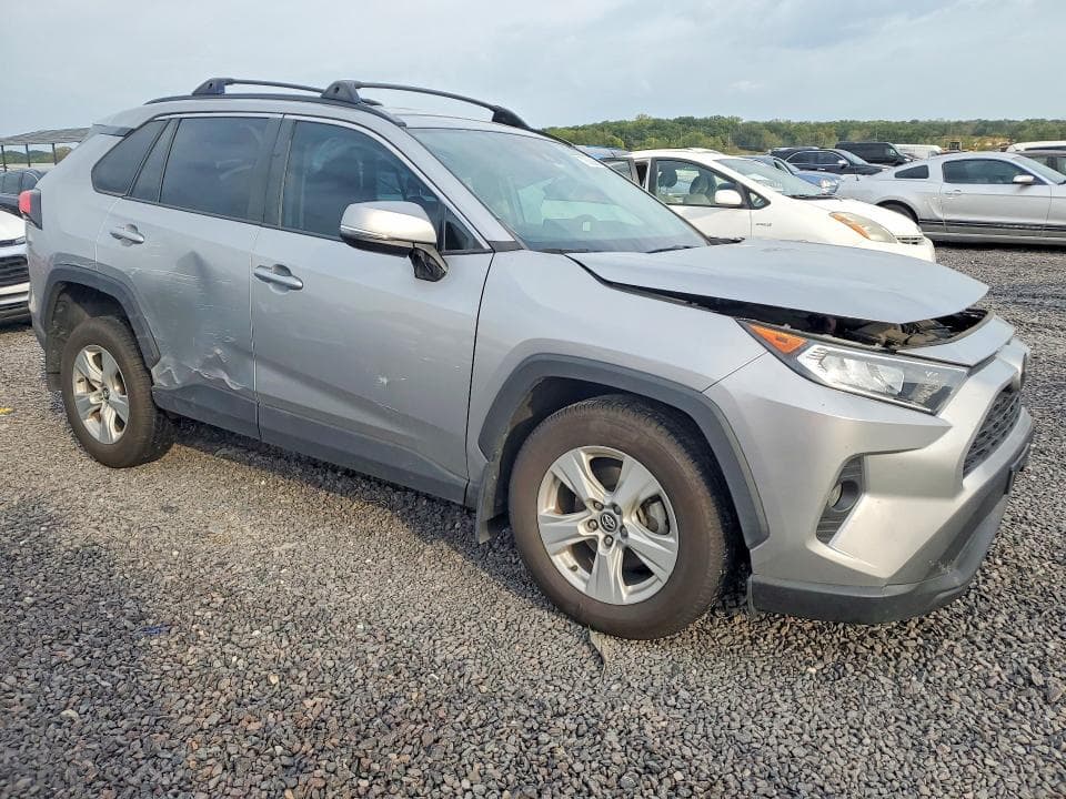 2021 TOYOTA RAV4 XLE 4