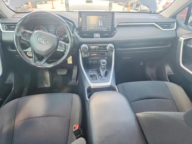 2021 TOYOTA RAV4 LE 8