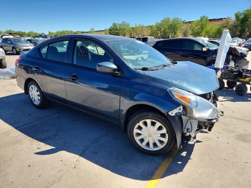 2017 NISSAN VERSA 4