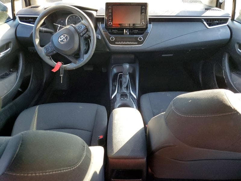 2021 TOYOTA COROLLA LE 8