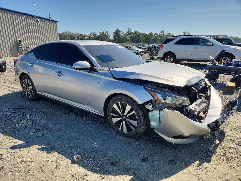 2020 NISSAN ALTIMA SL 4
