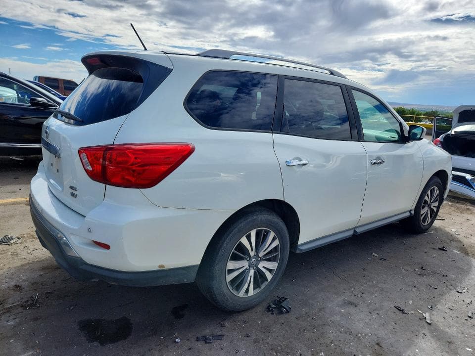 2017 NISSAN PATHFINDER S 3