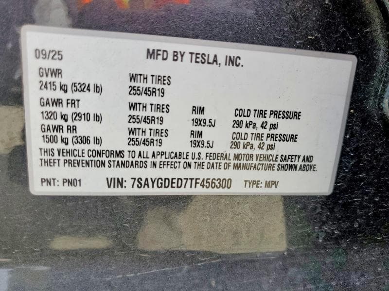 2026 TESLA MODEL Y 14