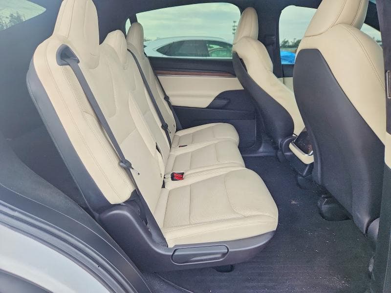 2023 TESLA MODEL X 11