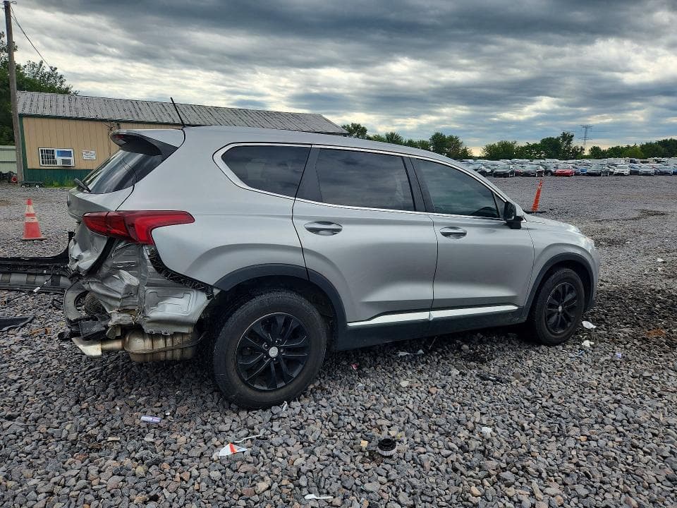 2020 HYUNDAI SANTA FE SE 3