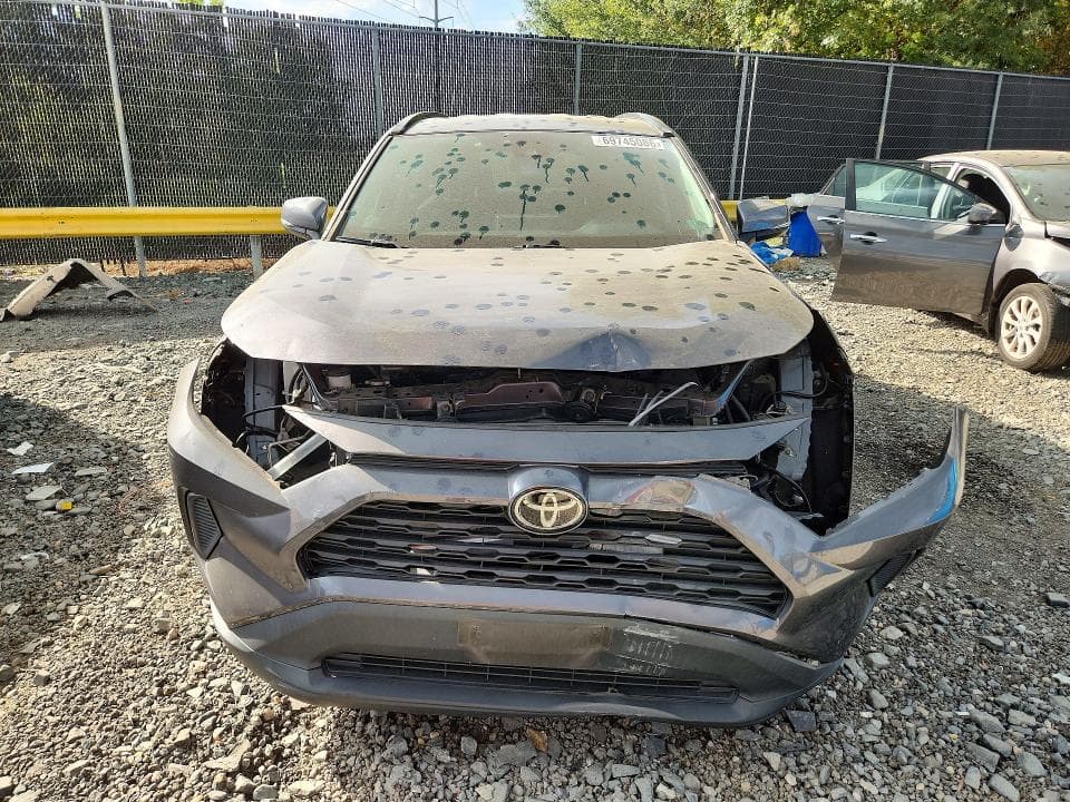 2019 TOYOTA RAV4 LE 5