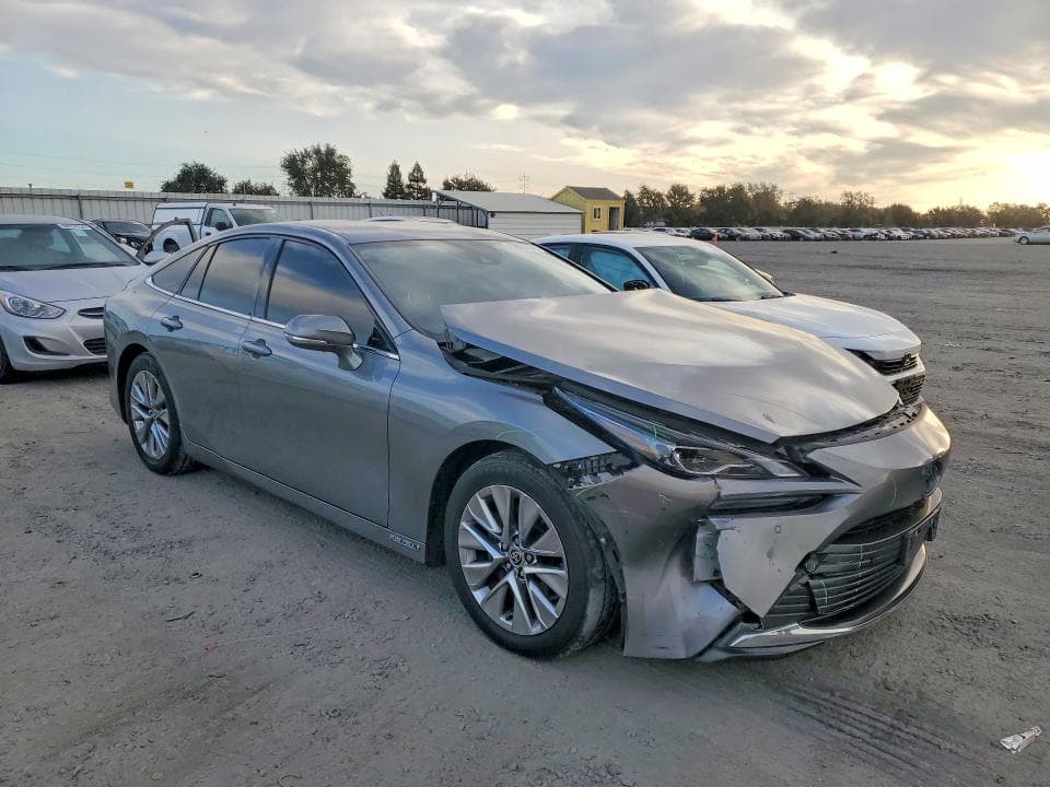 2021 TOYOTA MIRAI XLE 4