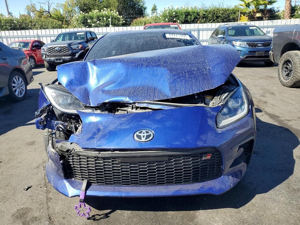 2023 TOYOTA GR86 BASE 5