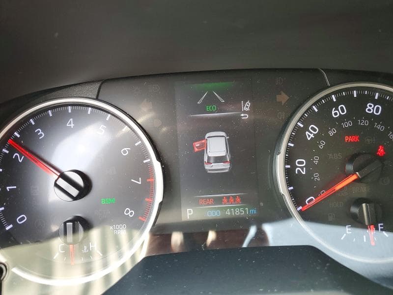 2020 TOYOTA RAV4 XLE PREMIUM 9