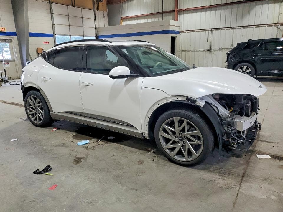 2023 GENESIS GV60 ADVANCED 4
