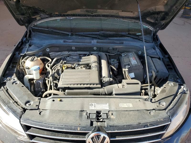 2017 VOLKSWAGEN JETTA SE 11