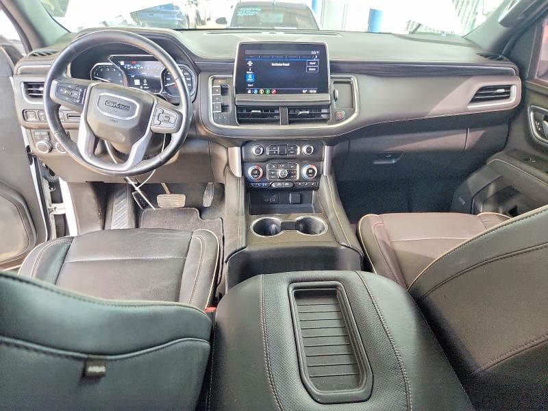 2021 GMC YUKON SLT 8