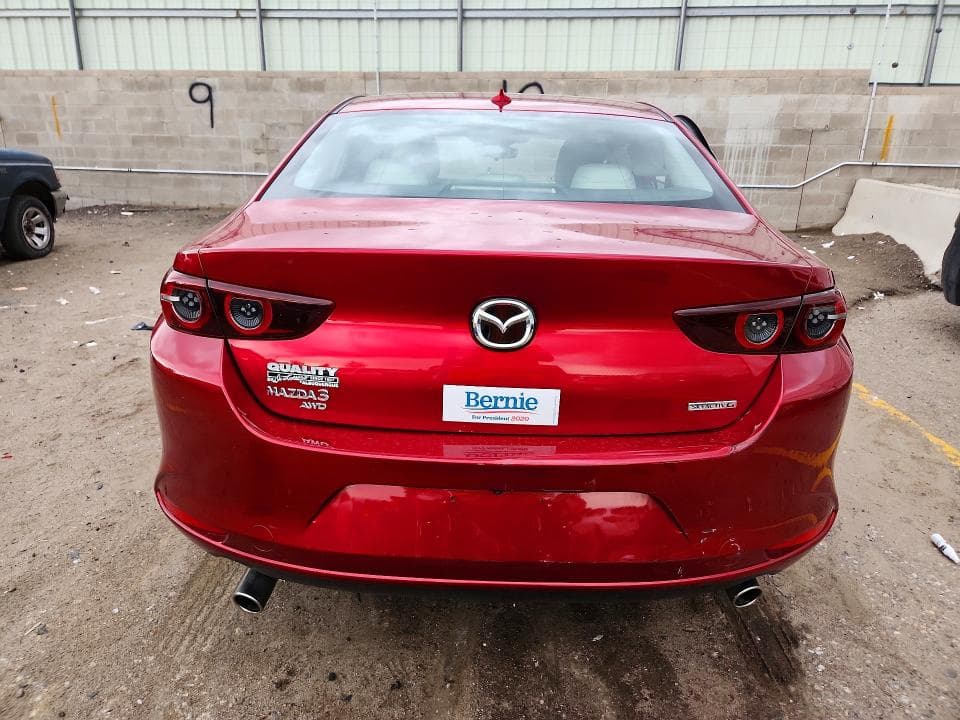 2019 MAZDA 3 PREMIUM 6