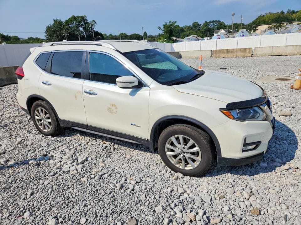 2017 NISSAN ROGUE HYBRID SV 4